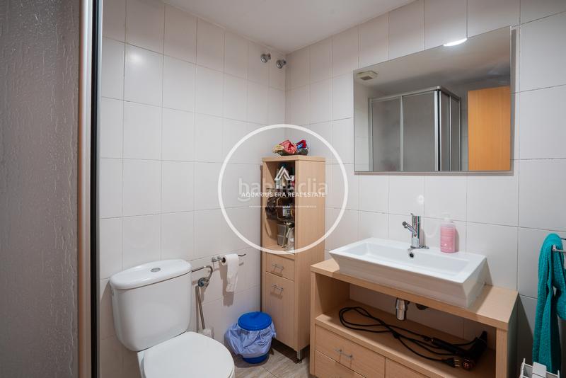 Foto ac7ba413-a52c-4991-99e0-ec6c5c933466. Casa pareada casa con ubicación privilegiada en Caputxins-Ambulatori Vic