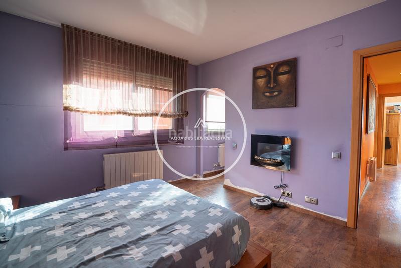 Foto da92d69d-a818-4aa0-a4f6-e19423c14e27. Casa pareada casa con ubicación privilegiada en Caputxins-Ambulatori Vic