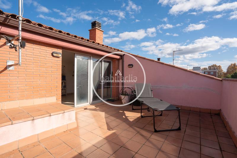 Foto e93844b9-0443-45af-88f3-cda449bcf365. Casa pareada casa con ubicación privilegiada en Caputxins-Ambulatori Vic