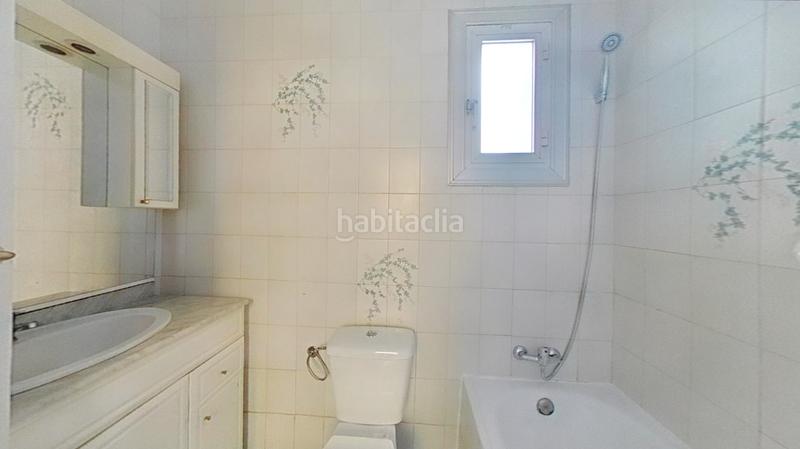 Foto 2b01fc09-fad1-434e-a47c-73a37ec79343. Piso en Horta Barcelona