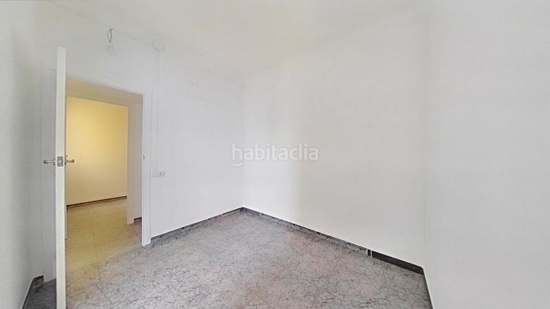 Foto 3efd8608-442d-49ee-8be0-76e50b4cbf39. Piso en Horta Barcelona
