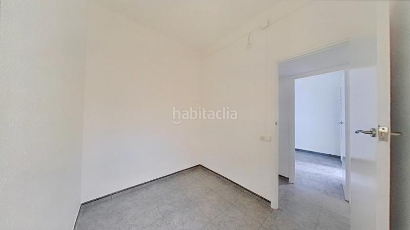 Foto b7ee97e2-f5a8-4e36-9ca9-46e2fbc3f56f. Piso en Horta Barcelona