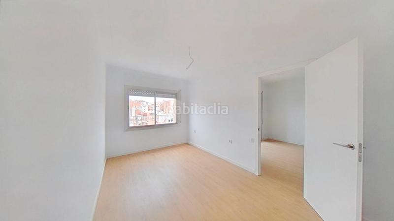 Foto c3ed7813-52b9-48eb-81be-a06634e1a926. Piso en La Salut Badalona