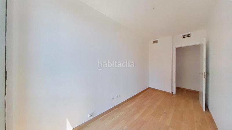 Foto e5f7cacc-ad50-4e34-9faa-d5a3f6cbee18. Piso en Sant Narcis Girona