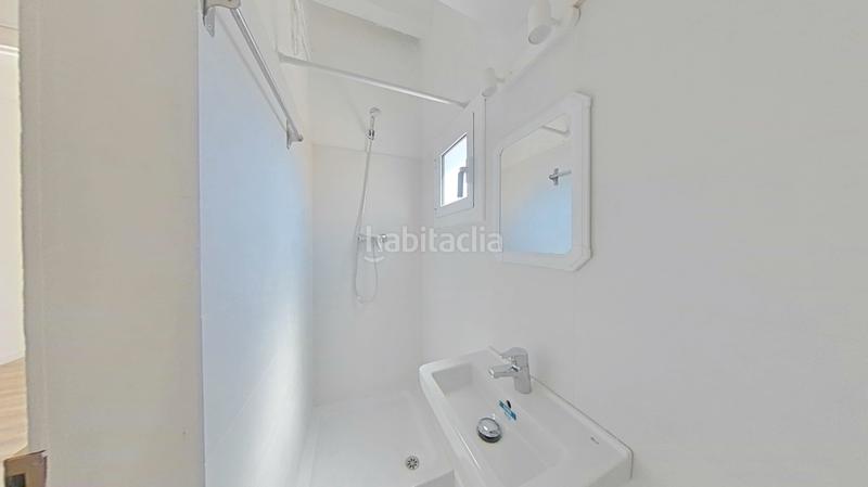 Foto 43afee6a-190d-41b7-870c-fb57a21a121a. Appartamento in La Bordeta Barcelona