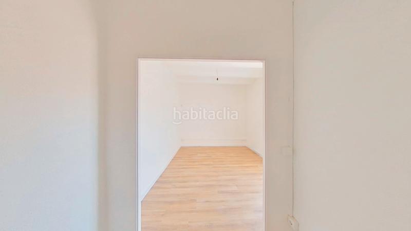 Foto c9c1d471-9aca-455d-8935-365367797005. Appartamento in La Bordeta Barcelona