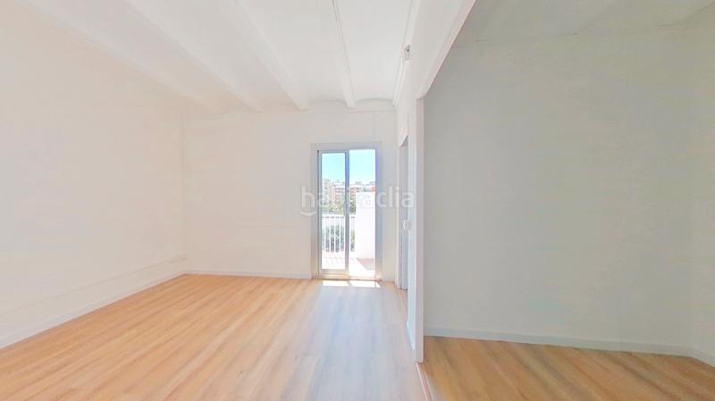 Foto d0bfec2f-32bf-4ffb-961a-e8acc9e2e6c5. Appartamento in La Bordeta Barcelona
