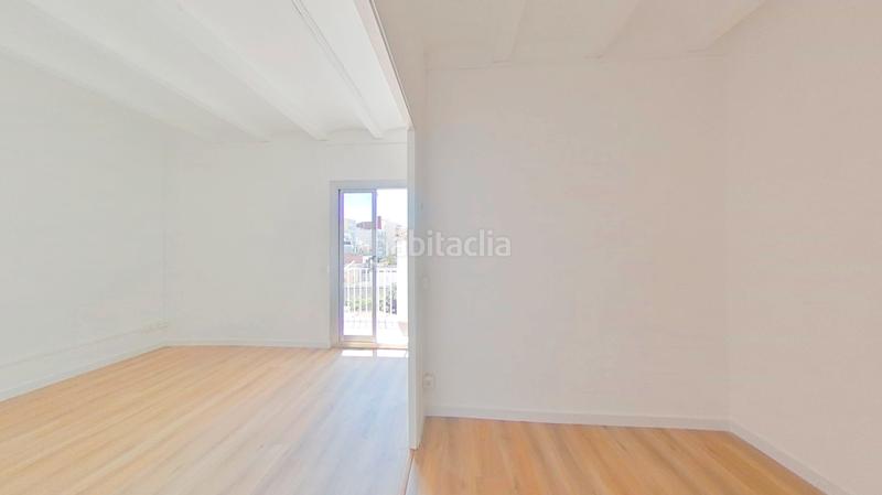 Foto e6eaecda-5984-406f-9bce-5b87250eb8f1. Appartamento in La Bordeta Barcelona