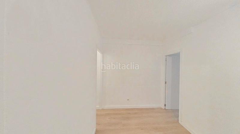 Foto 15a98c91-a9b9-40c2-913d-2a405b9cb61c. Piso en Llefià Badalona