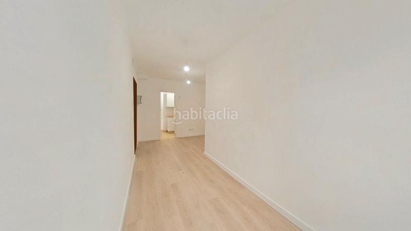 Foto 35887e71-a4ab-4c9f-8798-ecb562388ce1. Piso en Llefià Badalona
