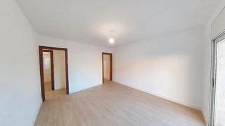Etagenwohnung in El Raval