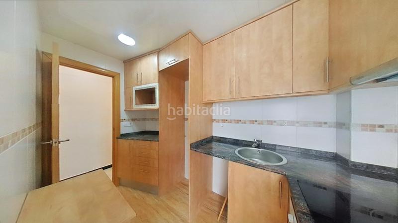Foto 5388c07a-a16c-4606-857d-26200039efec. Appartamento con riscaldamento in Fondo Santa Coloma de Gramenet