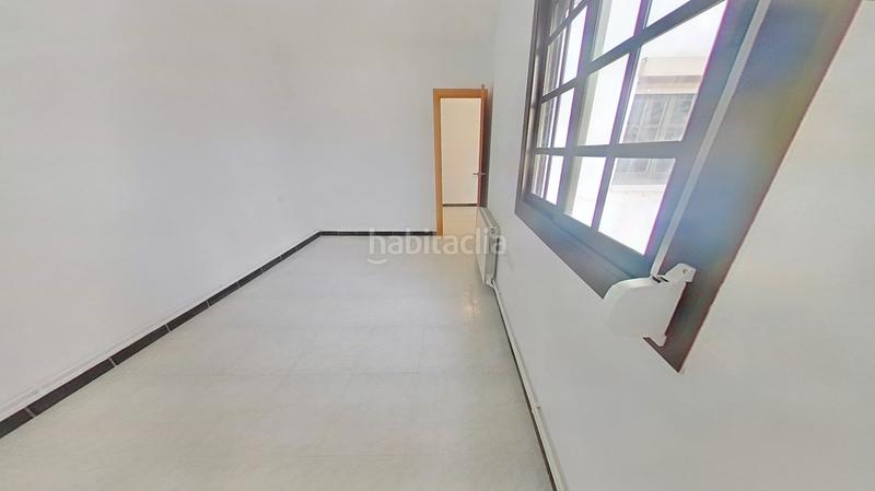Foto 7db5acaa-3e6f-4830-badb-f611474ba2be. Appartamento con riscaldamento in Fondo Santa Coloma de Gramenet