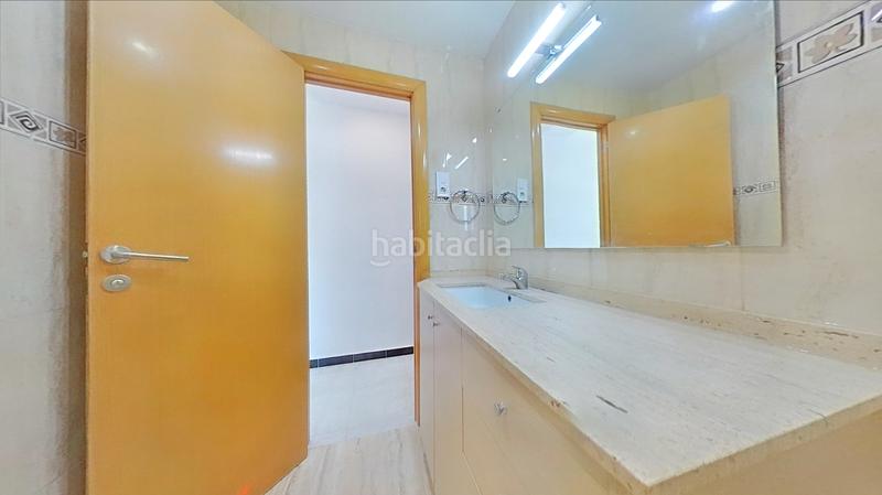 Foto e4e06b11-f6ce-4b30-a8b5-213bf01df95f. Piso en Fondo Santa Coloma de Gramenet
