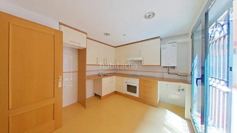 Foto 5398376c-d918-4e8b-ae9e-ad234dcf1ad1. Etagenwohnung mit parking pool in San José-Buenos Aires Pinto