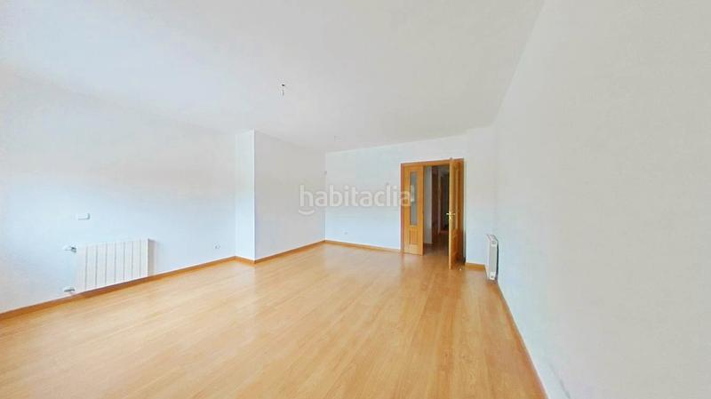 Foto cda8e1e4-e85d-4a57-b905-80243c1109c1. Etagenwohnung mit parking pool in San José-Buenos Aires Pinto