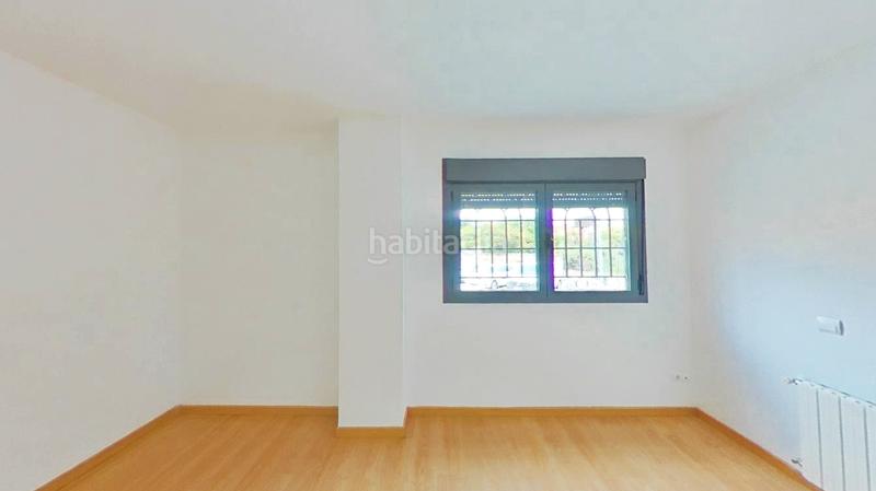 Foto a7eaa607-b46a-4889-a10d-a246497d456e. Piso en San José-Buenos Aires Pinto