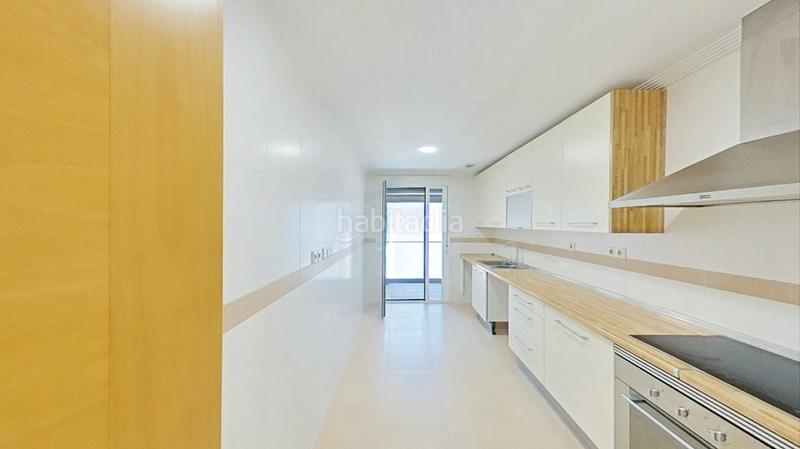 Foto 67518e35-fa7d-4210-86dc-fad46b87d675. Flat with parking pool in Sector B Boadilla del Monte