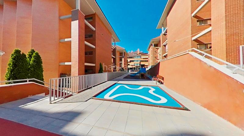 Foto f58c5842-4571-4581-a023-1e1e1ec26ba4. Flat with parking pool in Sector B Boadilla del Monte