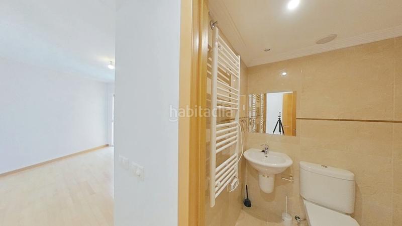 Foto af8e52b3-9979-45d0-a70f-89f3c068288c. Appartamento con riscaldamento parcheggio piscina in Boadilla del Monte