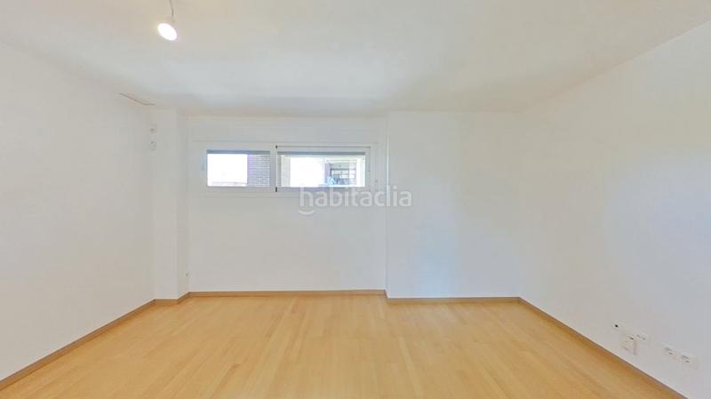 Foto 99a7ed2a-4962-45db-9b19-78bf29ab117f. Appartement avec chauffage parking piscine dans Sector B Boadilla del Monte