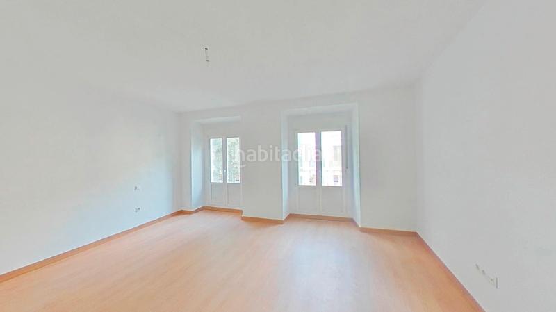 Foto 506c13f0-4246-4920-bf2d-85ac7c30a150. Piso en Embajadores-Lavapiés Madrid