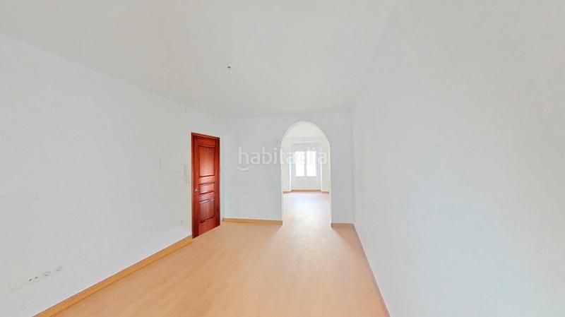 Foto ae785d48-f318-459a-85c7-d380aeb793d8. Piso en Embajadores-Lavapiés Madrid