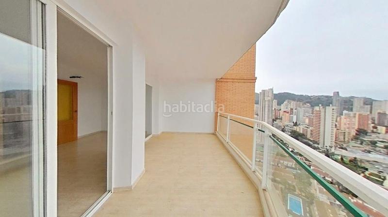 Foto f9a64842-cd07-4254-acd3-7a9fcf43b9b8. Pis amb piscina a Rincón Bajo Benidorm