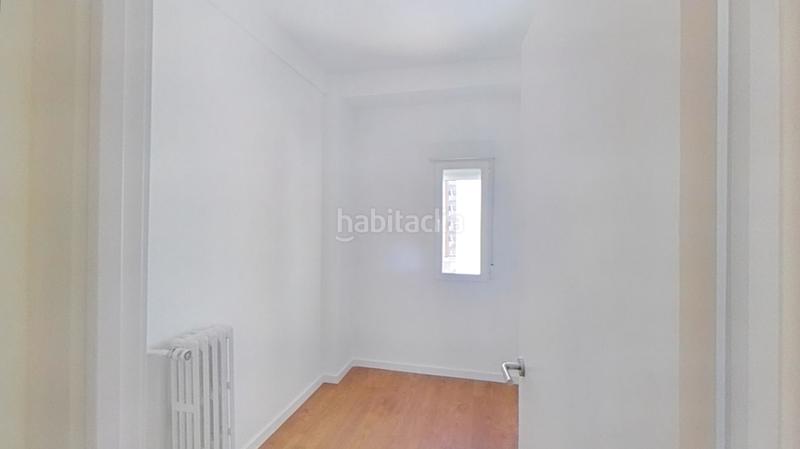 Foto b44499e5-c89f-478e-b499-38ac800f1161. Piso en Goya Madrid