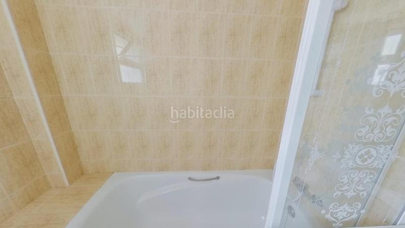 Foto c96ae99e-4efc-421e-8def-7b245d30a613. Attico con piscina in Calahonda Mijas