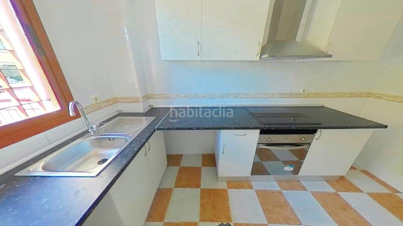 Foto 4f7bab3d-b4de-4972-96e0-8d6dc4306eca. Casa adossada amb piscina a Alcorrín Manilva
