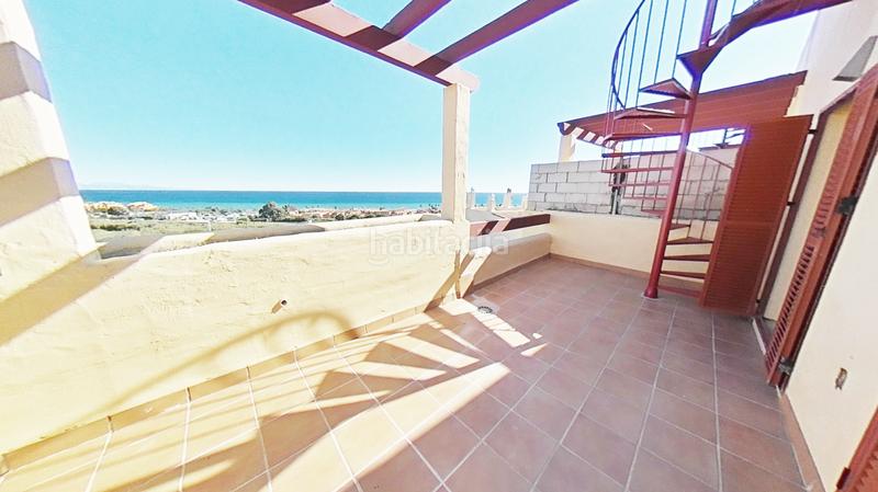 Foto a8392d2b-cad6-4d6a-a0f5-b1ad8c8effee. Casa adossada amb piscina a Alcorrín Manilva
