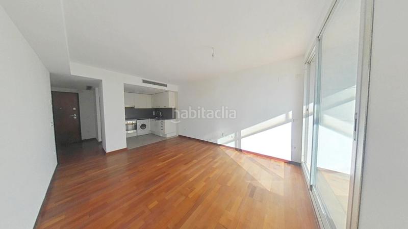 Foto 2a35b0ed-0cc4-4ee3-8b57-8f91d5081d9e. Appartement avec chauffage parking dans La Constitución-Canaleta Mislata