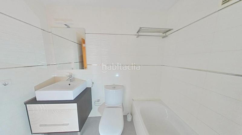 Foto a1e0006d-7ea3-4744-9908-5025eee9a498. Piso en La Constitución-Canaleta Mislata