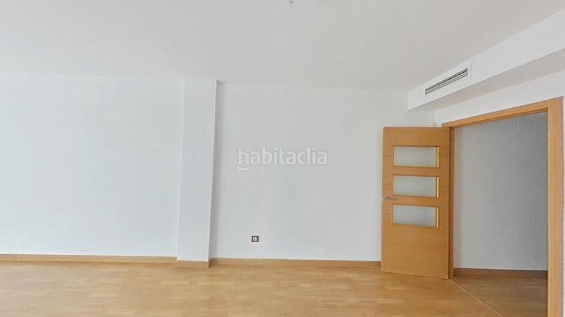 Foto 29ae7ff5-d468-43fb-99ef-e189d29065b9. Appartamento con riscaldamento parcheggio in La Constitución-Canaleta Mislata