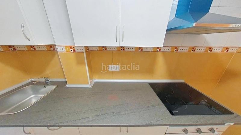 Foto 21ea7b0e-71d0-4d32-b884-c847e1ce4a85. Piso en Los Cármenes Madrid