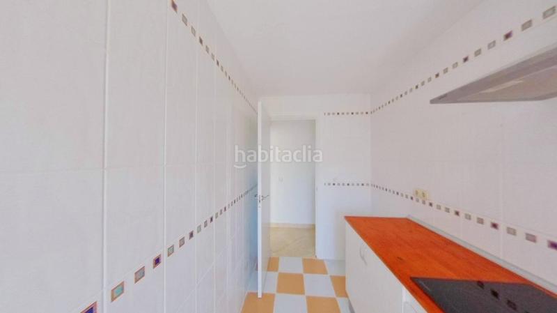 Foto ac0766f7-1ffe-4d9a-94b1-0dd204b6a976. Piso en San Luis de Sabinillas Manilva