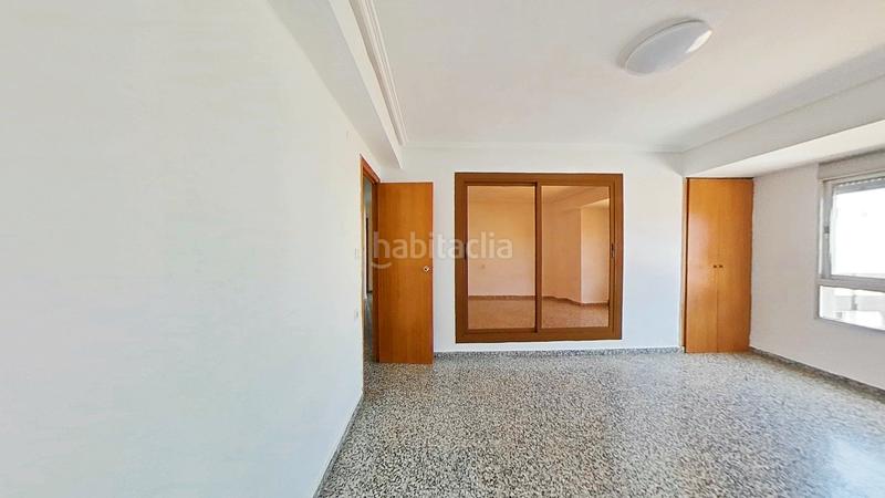 Foto 099d80d5-ead4-4667-8099-e76679632c1c. Appartamento in Torrefiel Valencia