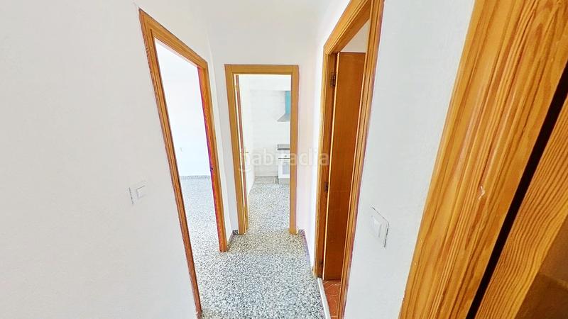 Foto 6a5e7094-f7f0-4734-8790-fa33faecabe8. Pis a Torrefiel Valencia