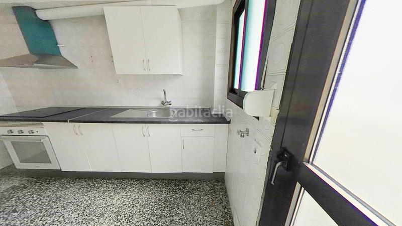 Foto 6aa9739a-835b-4a83-970a-909163796592. Pis a Torrefiel Valencia