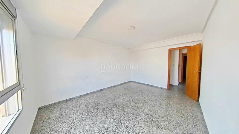 Foto af785fe5-bf62-46d7-8b89-1aea21296b2b. Pis a Torrefiel Valencia
