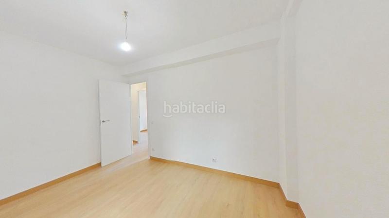Foto 5569bd37-6ff1-459f-a907-cb8e3a5b748b. Piso en Sur - PAU 4 Móstoles