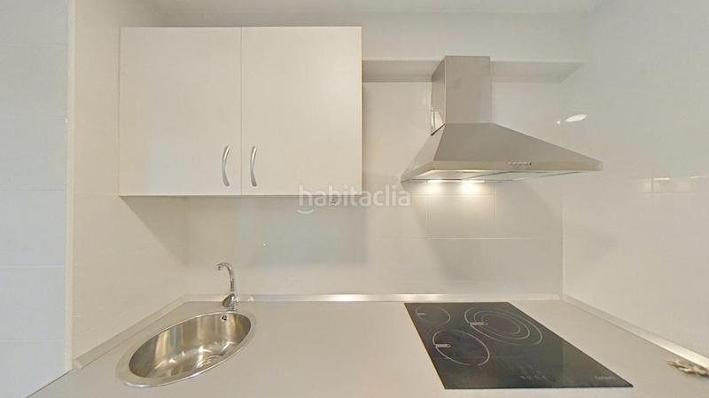 Foto d20c73f9-2e7f-4d89-b3e3-98a7a69a54a5. Piso en Sur - PAU 4 Móstoles