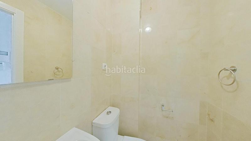 Foto 4d6f0f9b-736a-4220-a80a-37217f28300f. Piso en Fuente del Berro Madrid