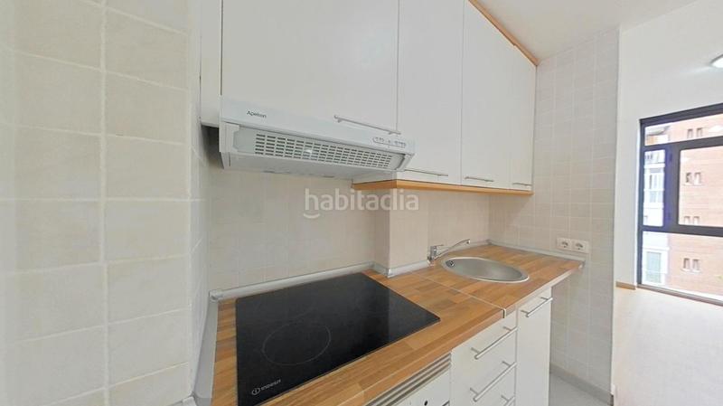 Foto ceb1a5e3-eb6f-4ee7-b6cd-23a450a7bcd2. Piso en Fuente del Berro Madrid
