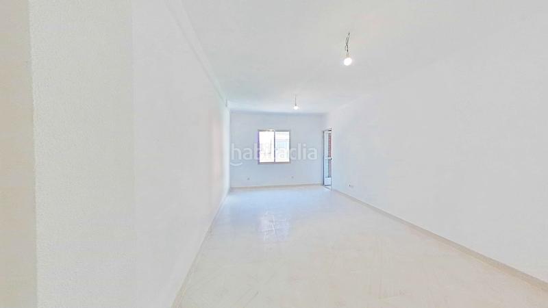 Foto 2c46556f-d1d1-4c4b-9b51-62f61a8f7766. Appartement avec chauffage dans Reyes Parla
