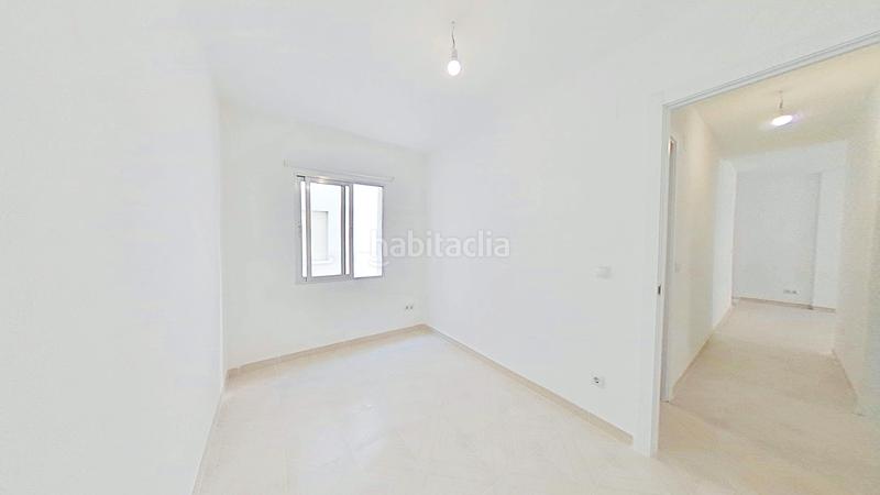 Foto 817fff64-b8ed-4c95-ae1d-c0563fa7e289. Appartement avec chauffage dans Reyes Parla