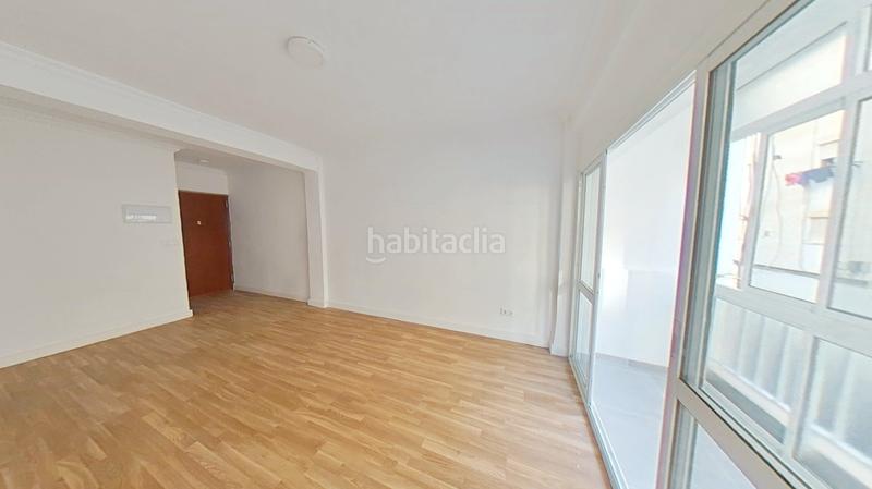 Foto b0c615d9-8498-4ebf-8ce1-6b8ec64e966c. Piso en La Luz - El Torcal Málaga