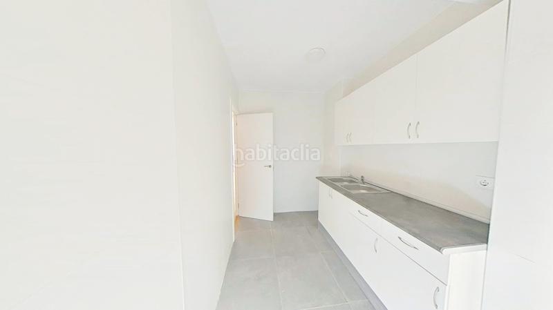 Foto bc6690d1-a090-48c4-b53a-76e916f33952. Piso en La Luz - El Torcal Málaga