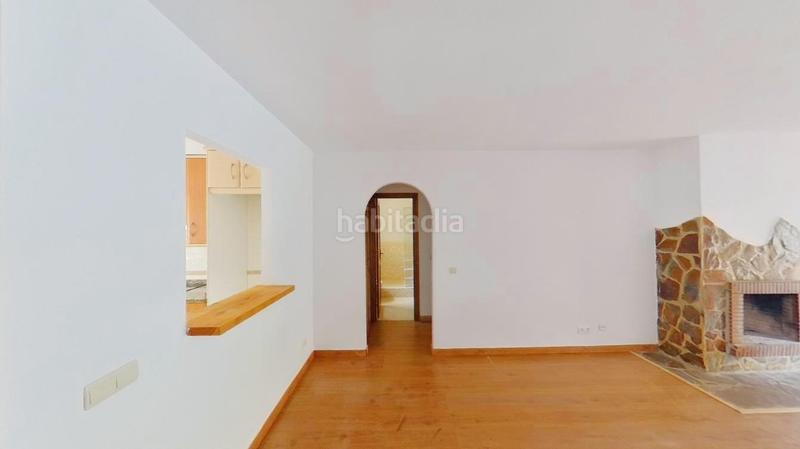 Foto d494b56e-a1c5-43e1-9cfd-fdb2bd1fa4fe. Piso en Calahonda Mijas